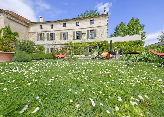 Bed and Breakfast Bastide De Bellegarde à Avignon